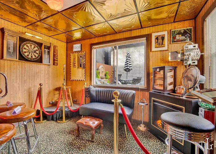 Villa The Twin Lions: Bespoke Travel W/ Speakeasy* *